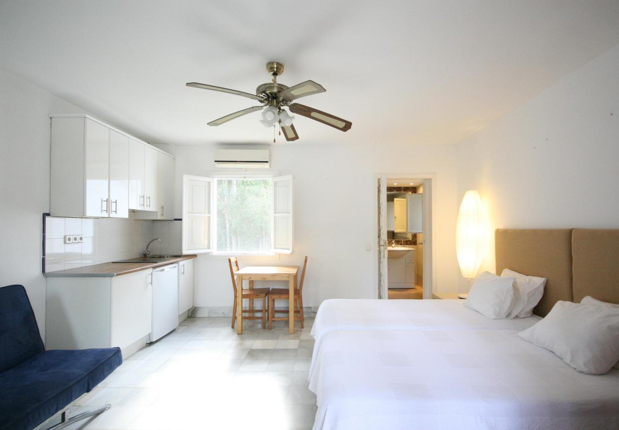 Cortijo La Saleta Banus Apartman Marbella Szoba fotó
